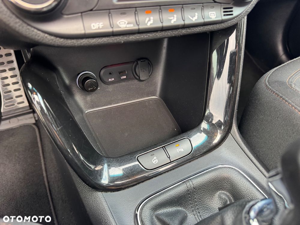 Kia Ceed 1.6 GDI Platinum Edition - 38
