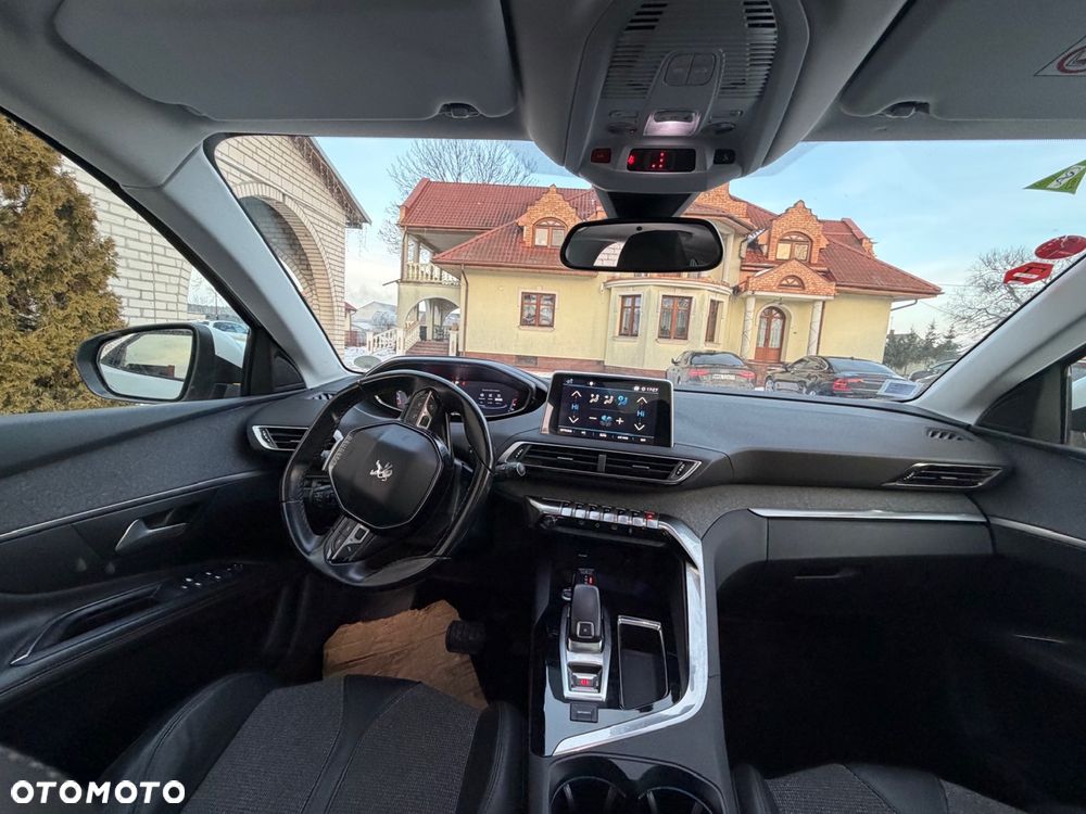 Peugeot 3008 - 16