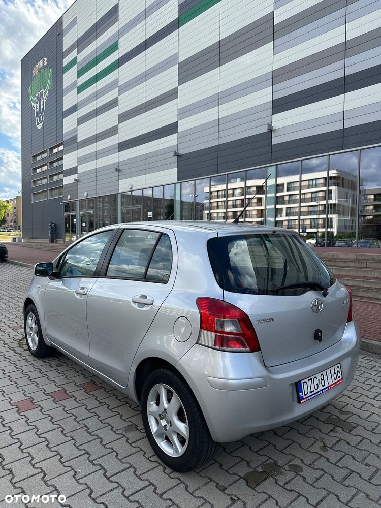 Toyota Yaris 1.33 VVT-i Cool - 2