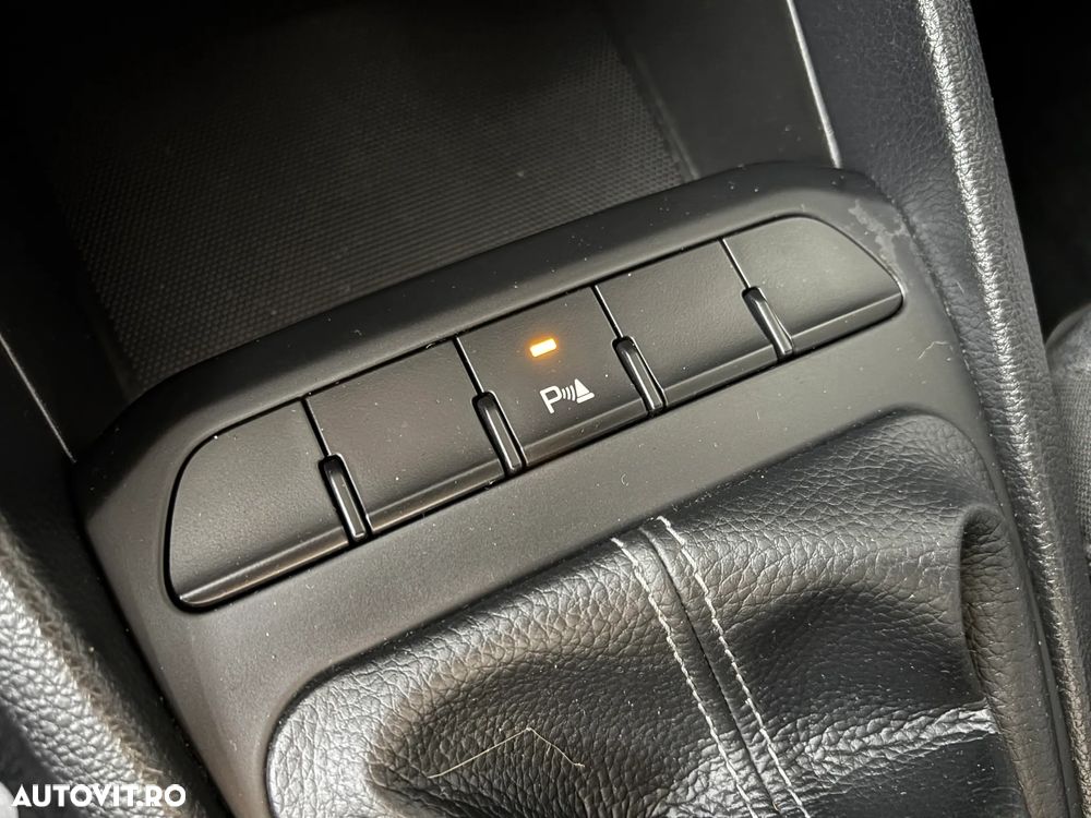 Kia Stonic 1.2 MPI 5MT Trend - 23