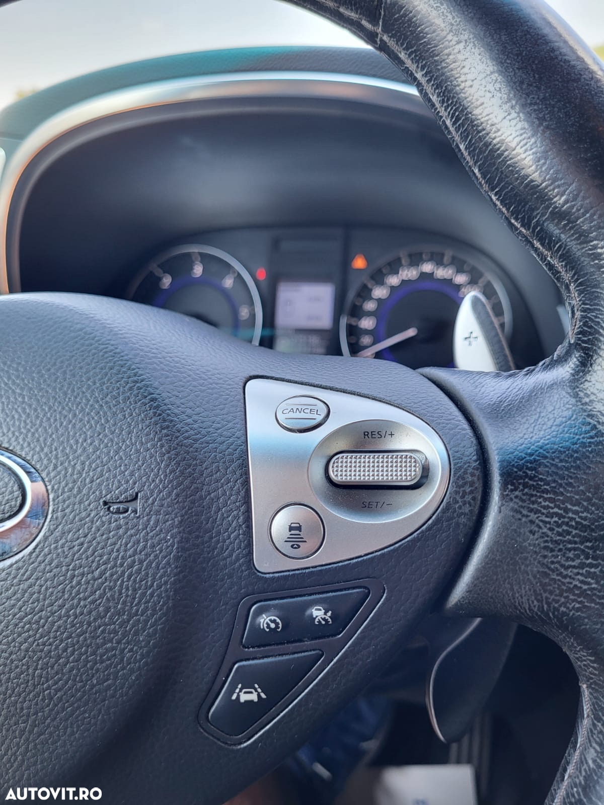 Infiniti Q70 3.0d S Premium - 20