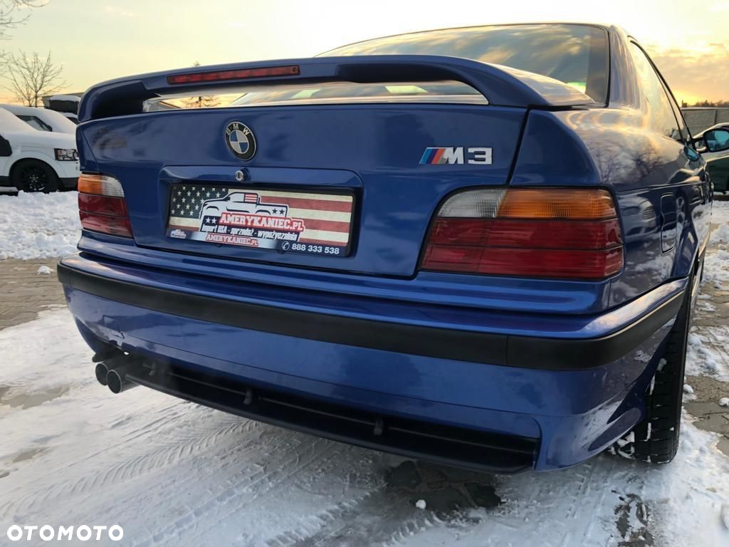 BMW M3 Standard - 11
