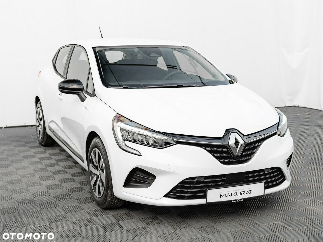 Renault Clio 1.0 TCe Equilibre - 4