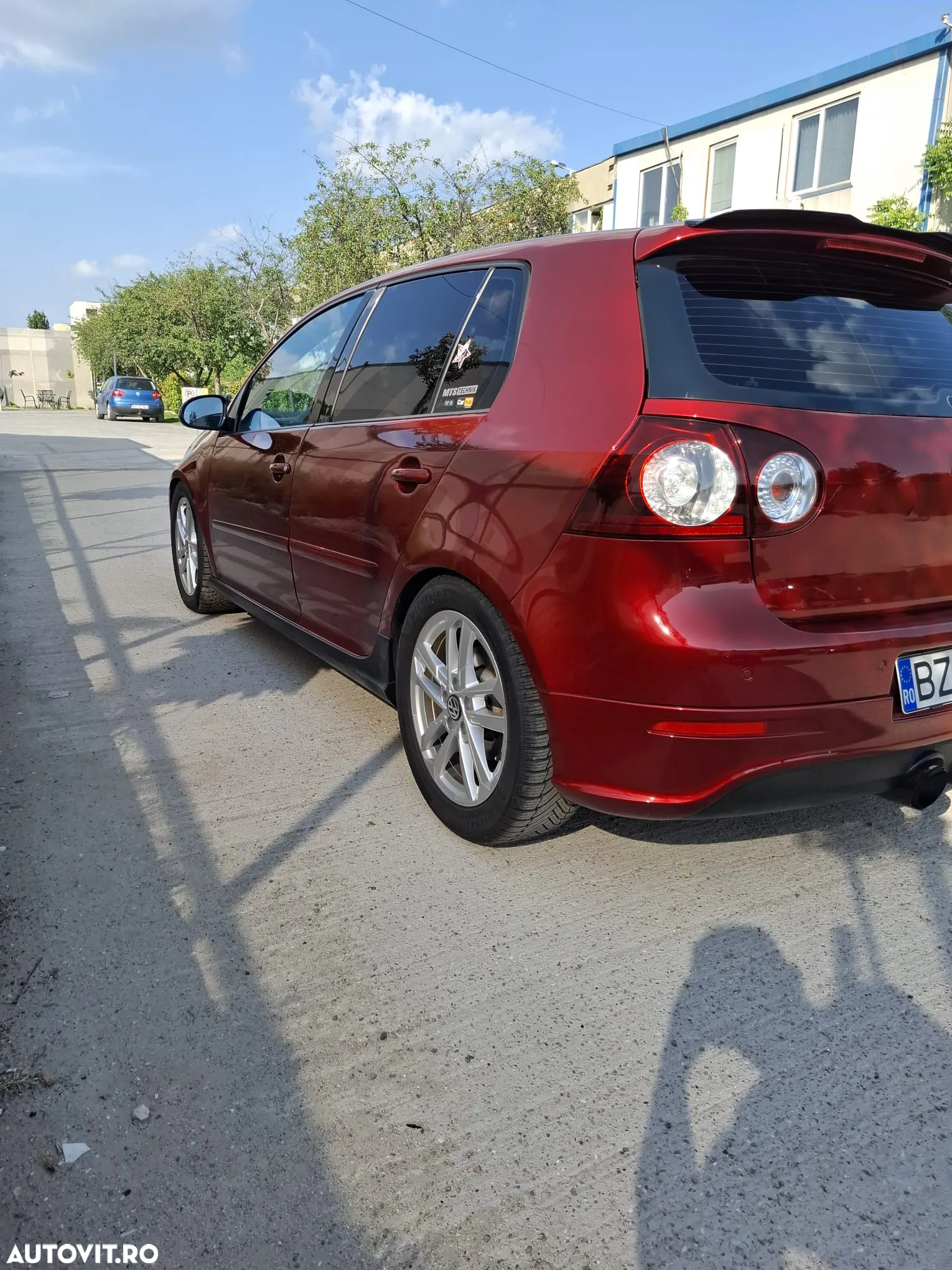 Volkswagen Golf 2.0 FSI GTI - 7