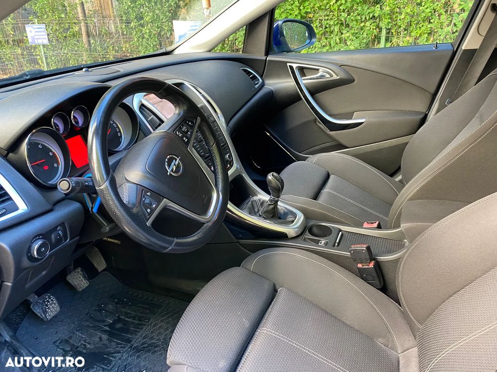 Opel Astra 2.0 CDTI Enjoy - 9