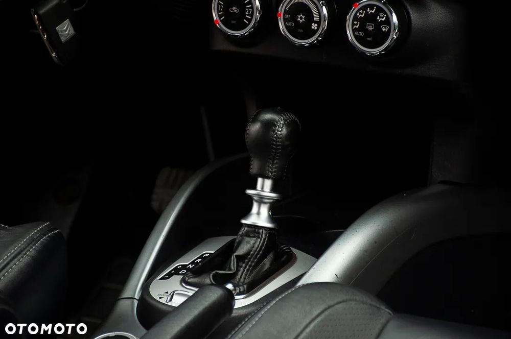Citroën C-Crosser 2.2 HDi Exclusive DCS - 10