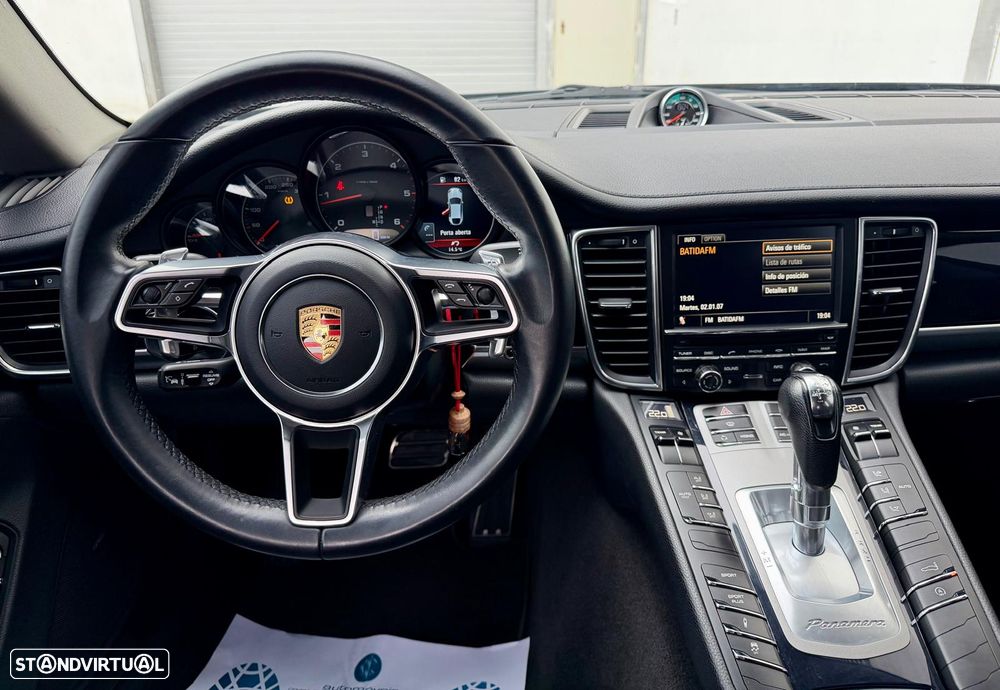 Porsche Panamera Platinum Edition - 17