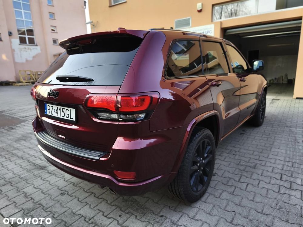 Jeep Grand Cherokee - 5