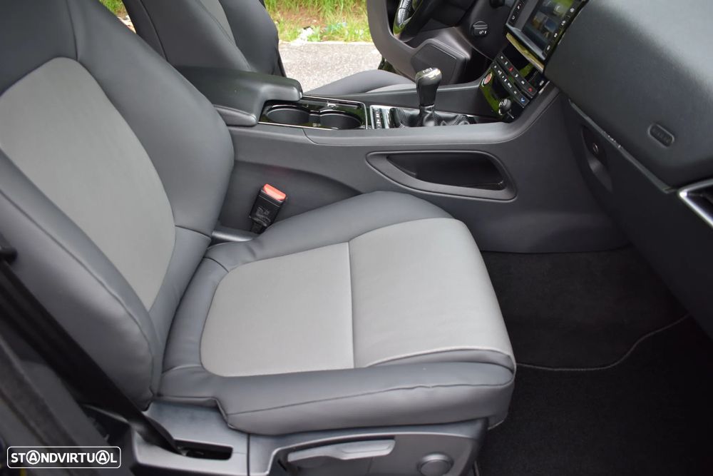 Jaguar F-Pace 2.0 i4D Prestige - 19