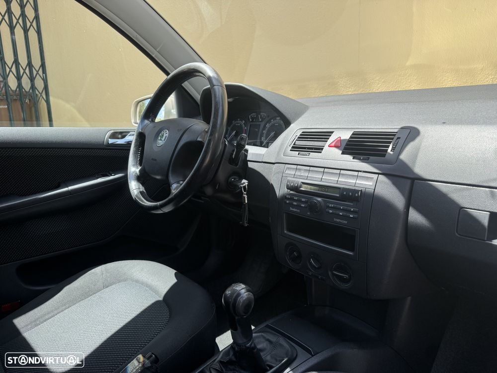 Skoda Fabia Break 1.2 Ambiente - 14