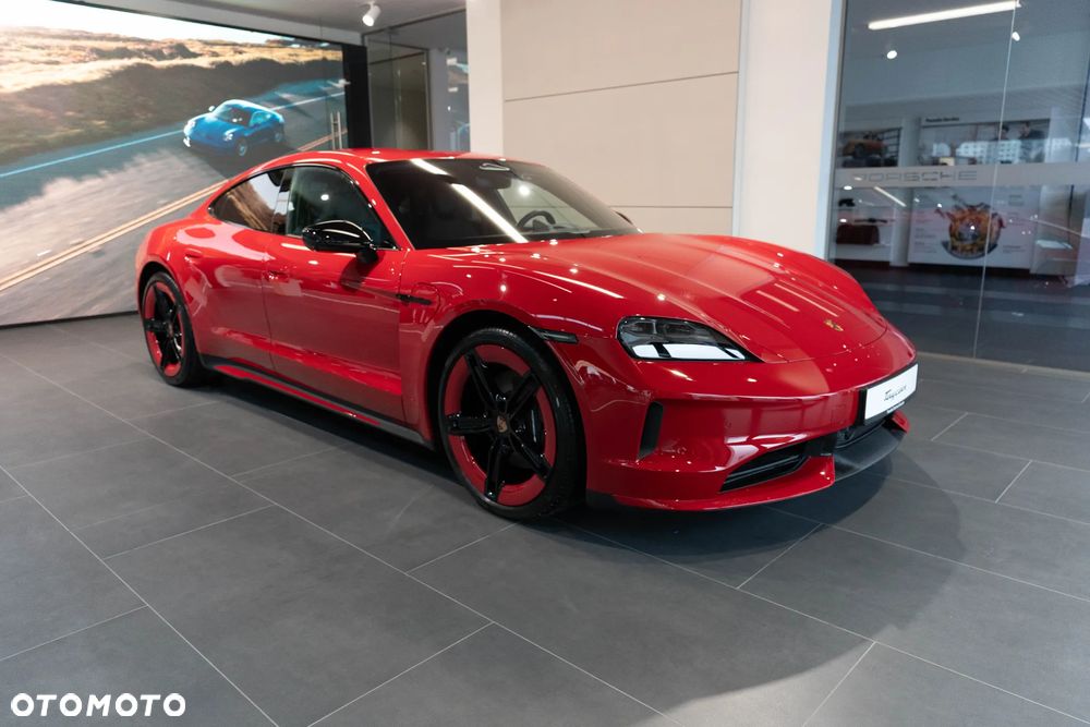 Porsche Taycan 105kWh 4 Black Edition - 6