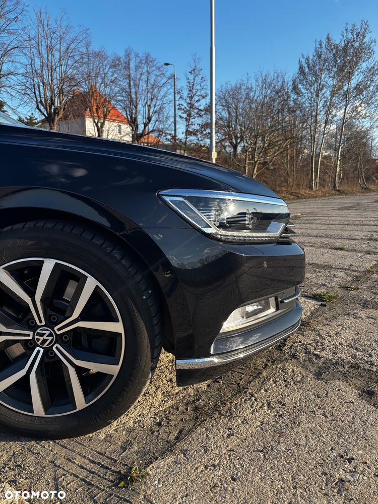 Volkswagen Passat - 11