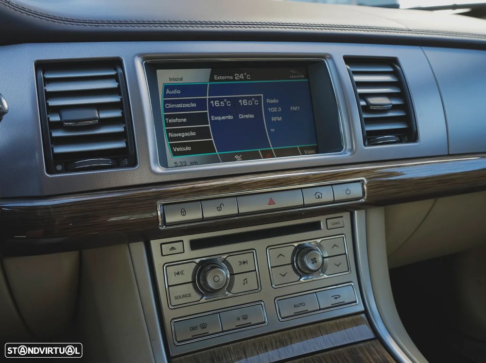 Jaguar XF 3.0 D V6 S Premium Luxury - 18
