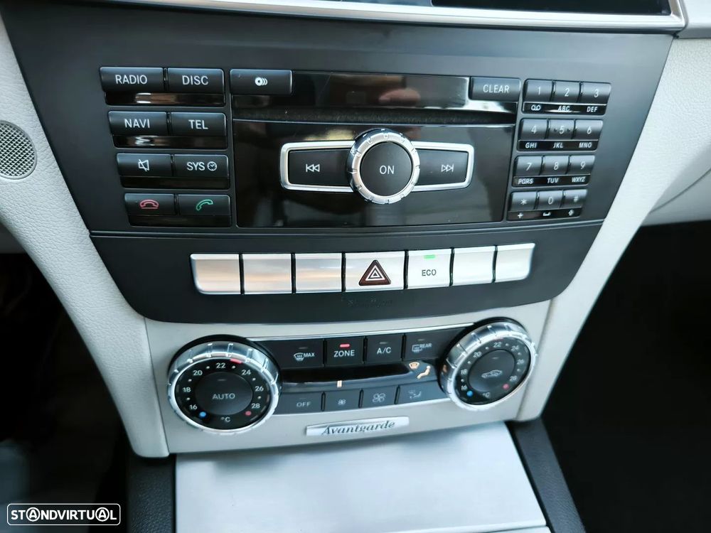 Mercedes-Benz C 200 CDi Avantgarde BlueEfficiency - 32