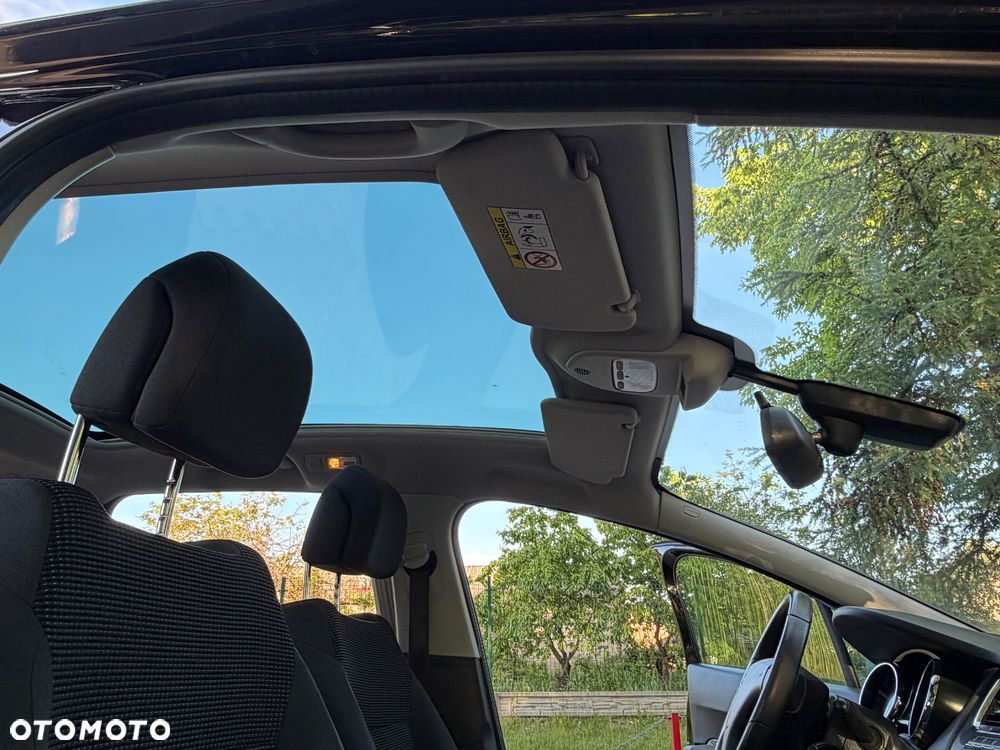 Peugeot 5008 HDI 150 Allure - 13