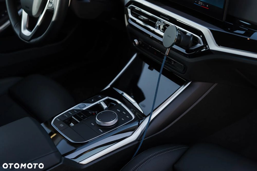 BMW Seria 3 318d - 14