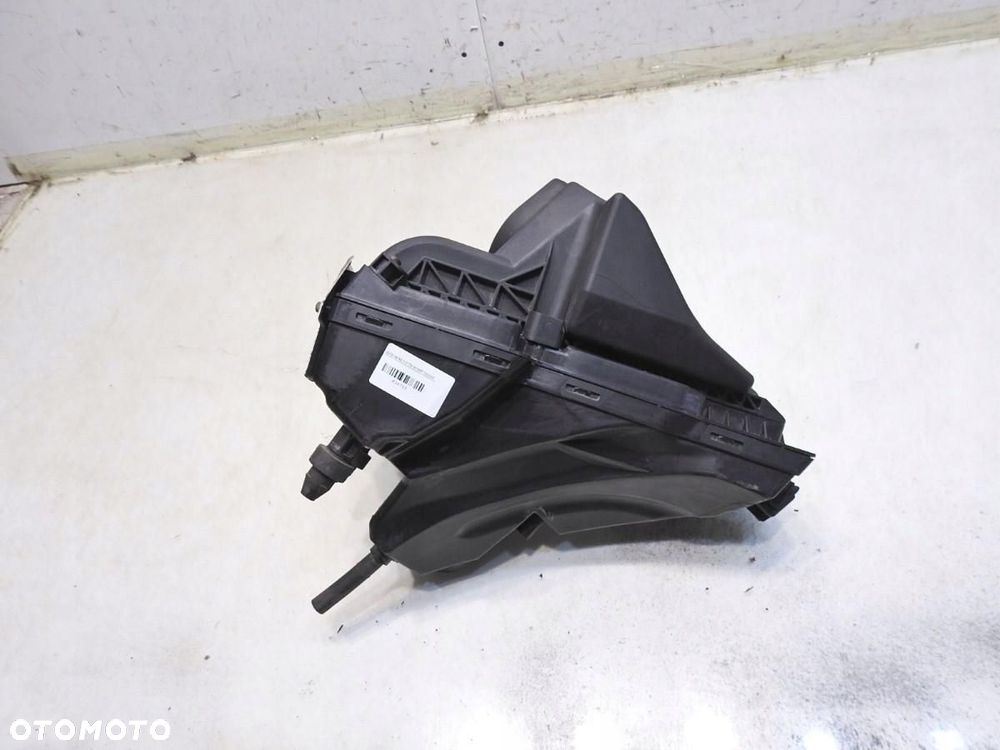 OBUDOWA FILTRA POWIETRZA AUDI A4 B8 2.0 TDI - 5