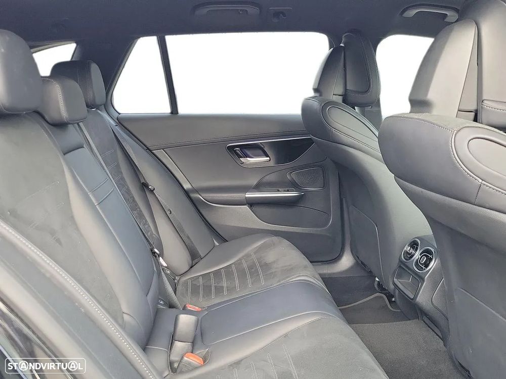 Mercedes-Benz C 300 d AMG Line - 15