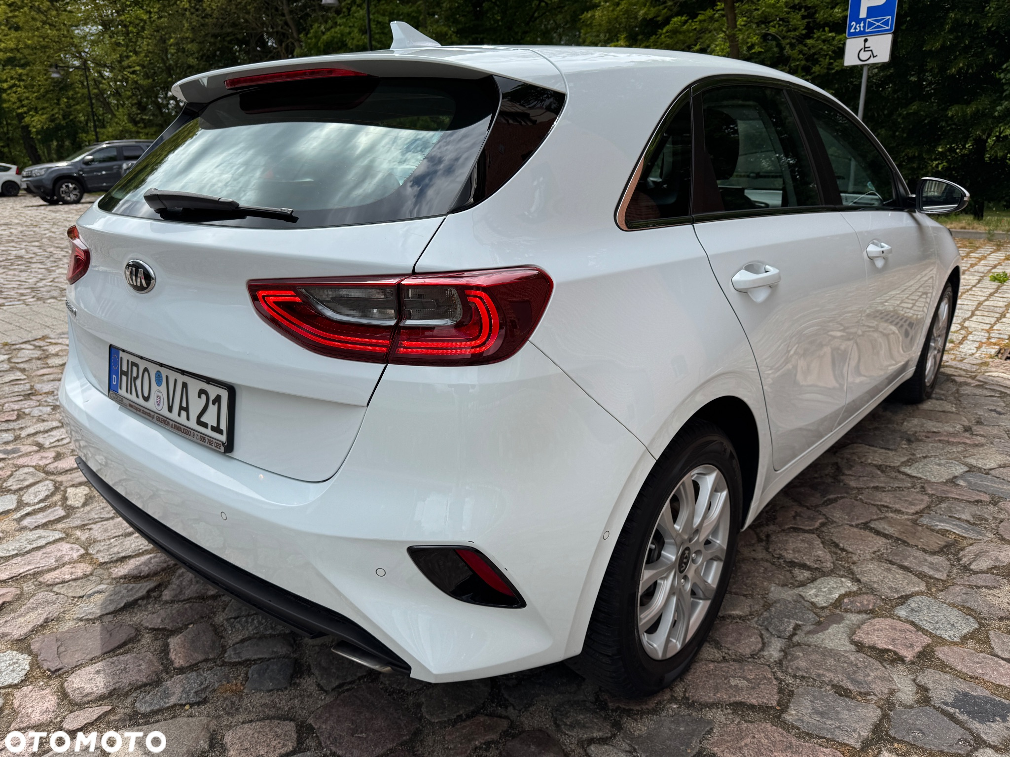 Kia Ceed 1.4 T-GDI DCT OPF Spirit - 3