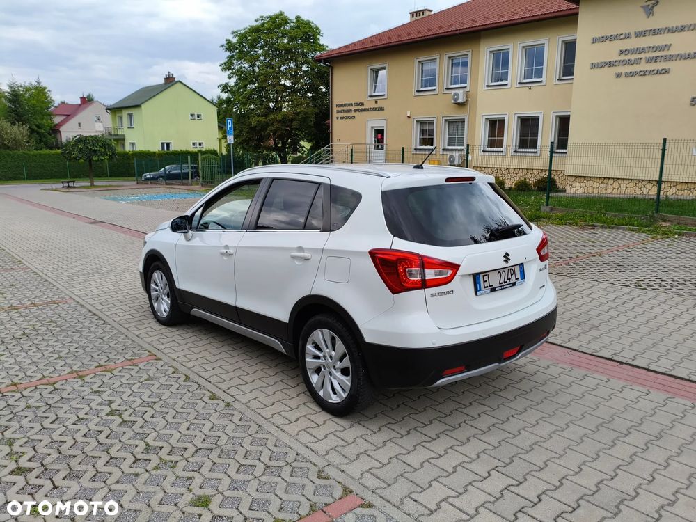 Suzuki S-Cross - 4