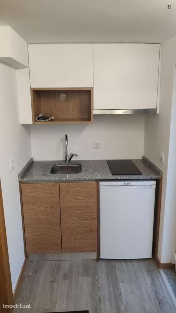 Estúdio - localizado em Sé de Braga e São Lázaro Braga - Grande imagem: 2/11