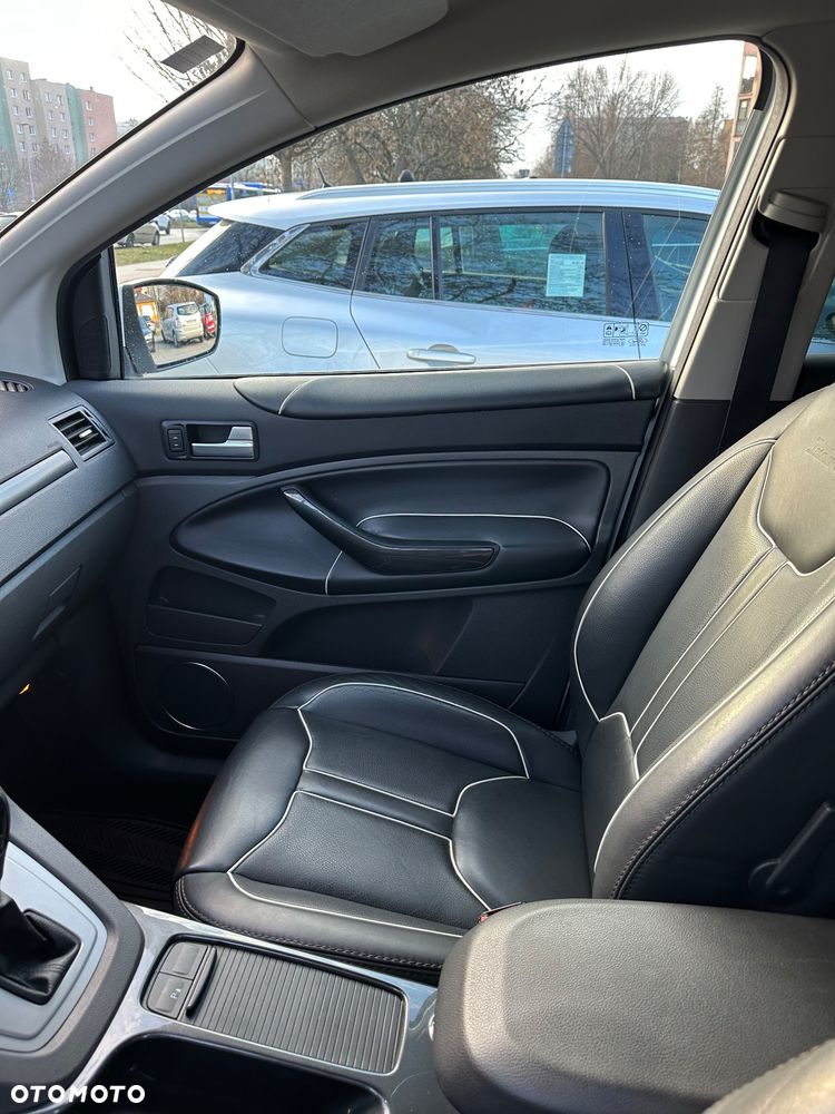 Ford Kuga 2.0 TDCi Individual MPS6 - 19