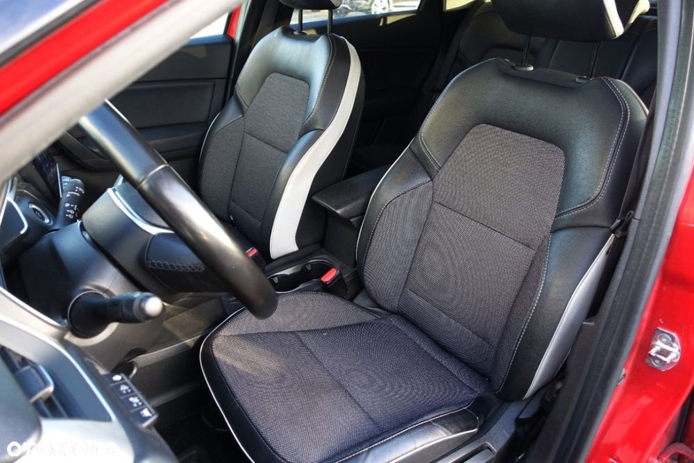 Renault Captur 1.0 TCe Intens - 11