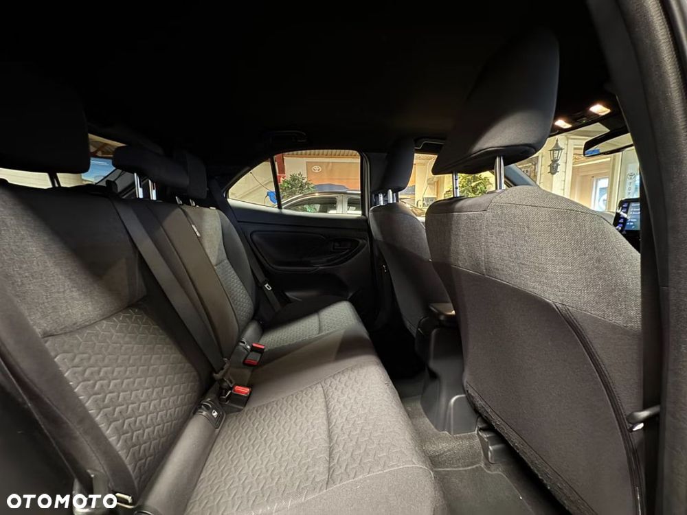 Toyota Yaris Cross 1.5 VVT-i AWD-i Comfort - 23