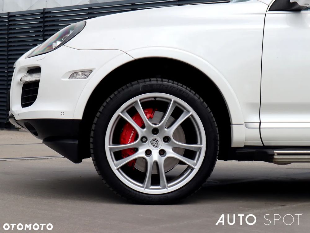 Porsche Cayenne - 3