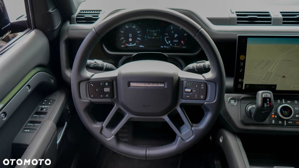 Land Rover Defender 3.0 D350 mHEV X-Dynamic SE - 18