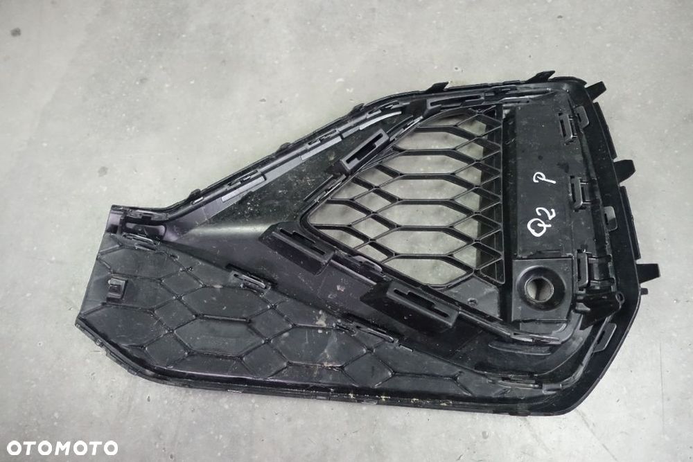 KRATKA ZDERZAKA LEWA AUDI Q2 81A807682Q - 4