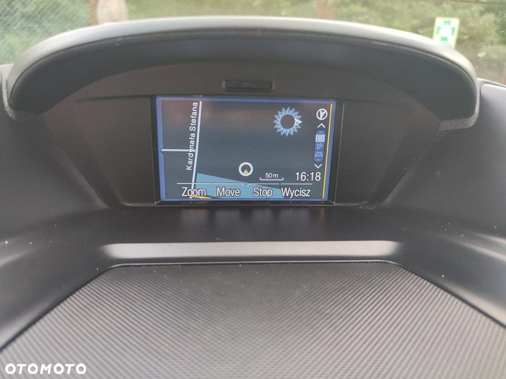 Ford Kuga - 11