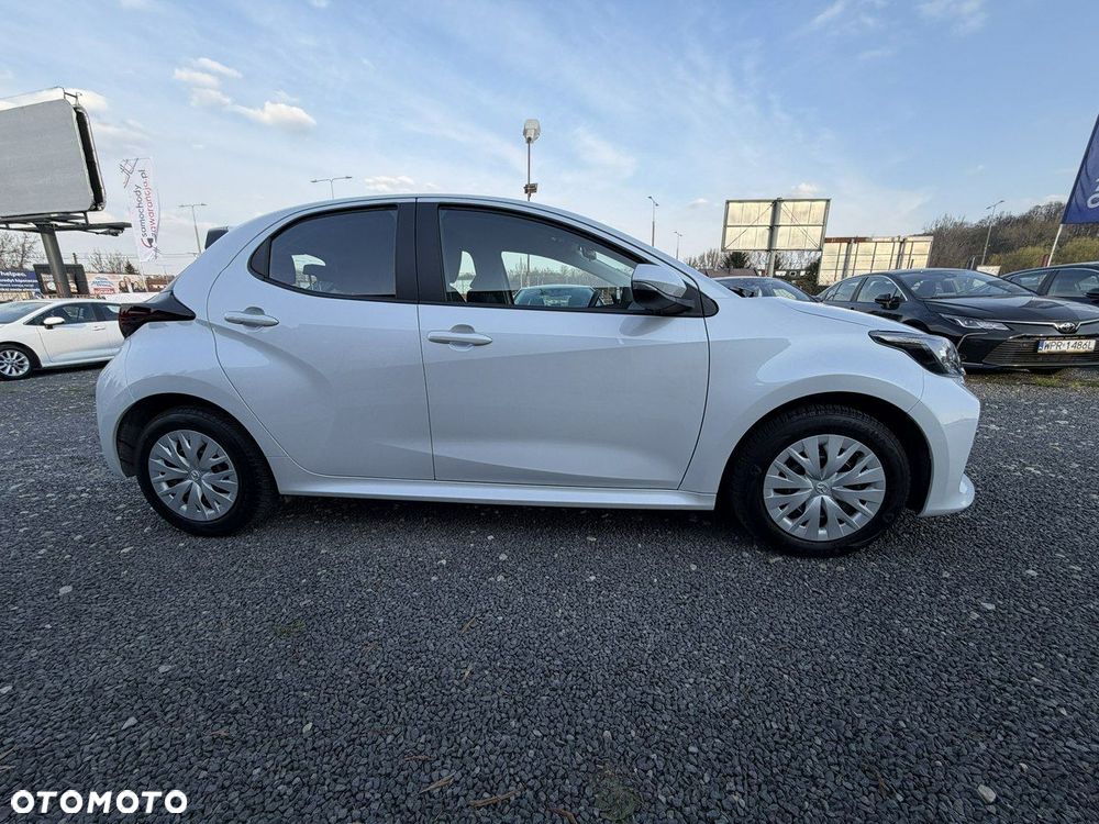 Mazda 2 Hybrid - 25