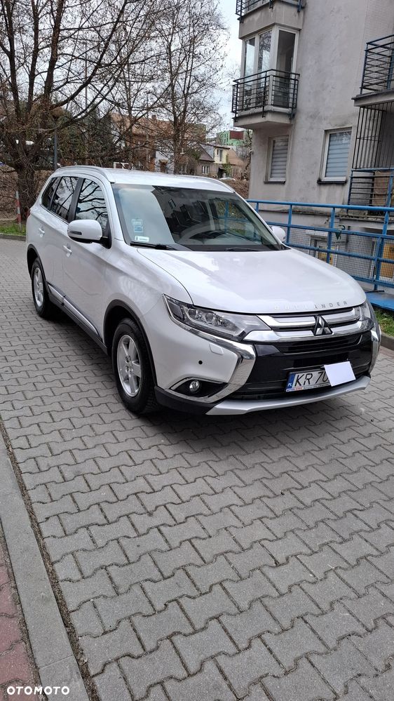Mitsubishi Outlander 2.0 Intense + 4WD CVT - 5