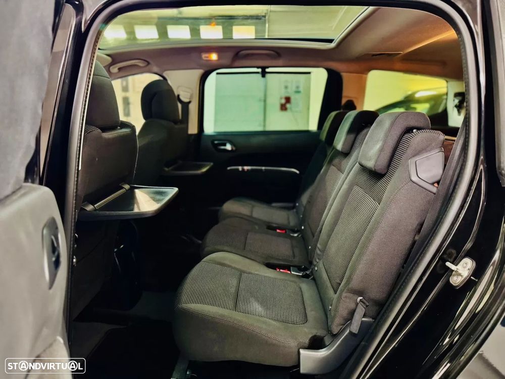 Peugeot 5008 1.6 BlueHDi Style - 38