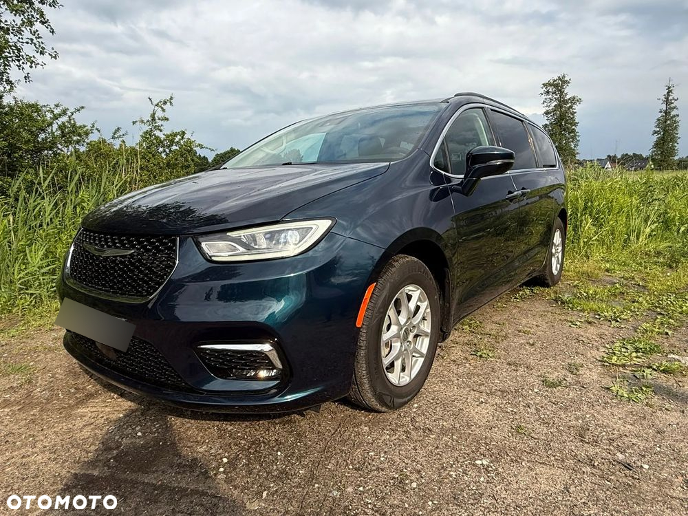 Chrysler Pacifica - 6