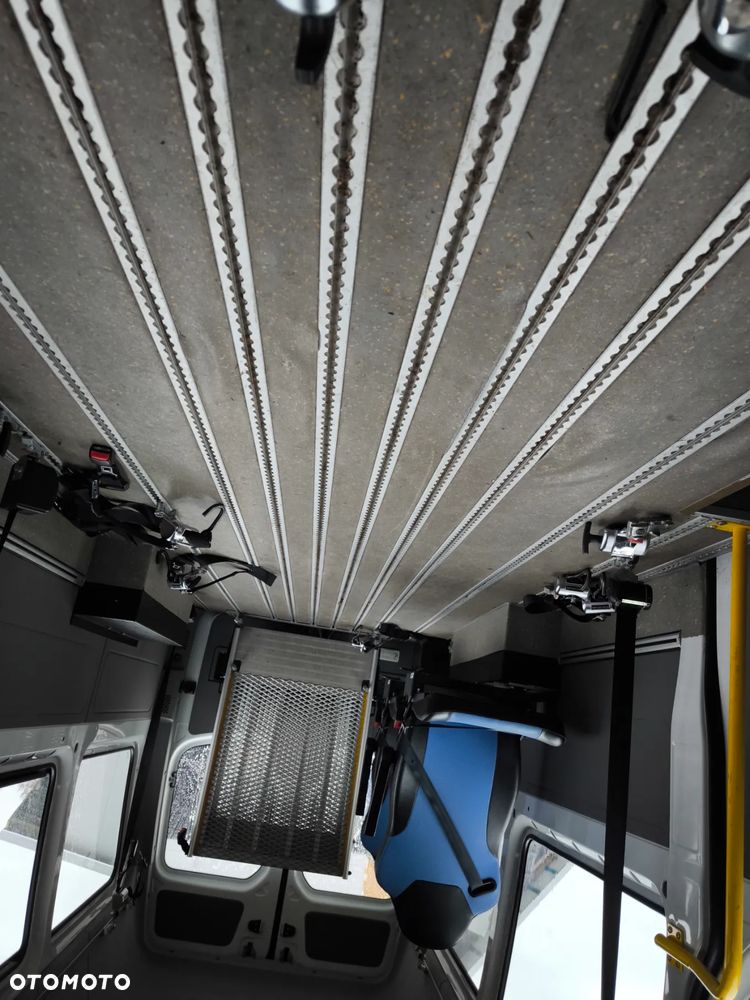 Mercedes-Benz Sprinter 906.211 7G-TRONIC Plus - 16