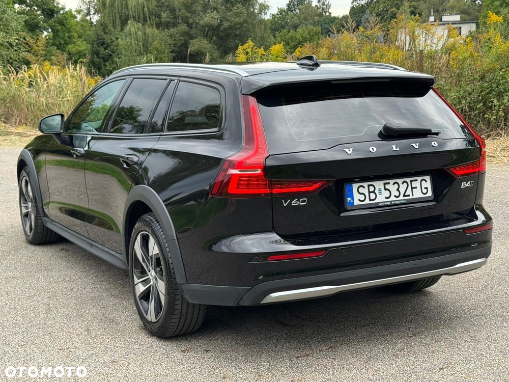Volvo V60 Cross Country Plus B4 D AWD - 10