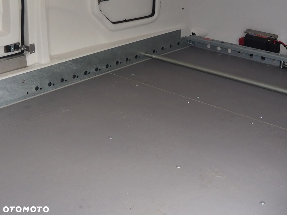 Inny CAR TRANSPORTER / LAWETA / COSMO G1 / G2 / DMC: 2700-3500 kg - 10