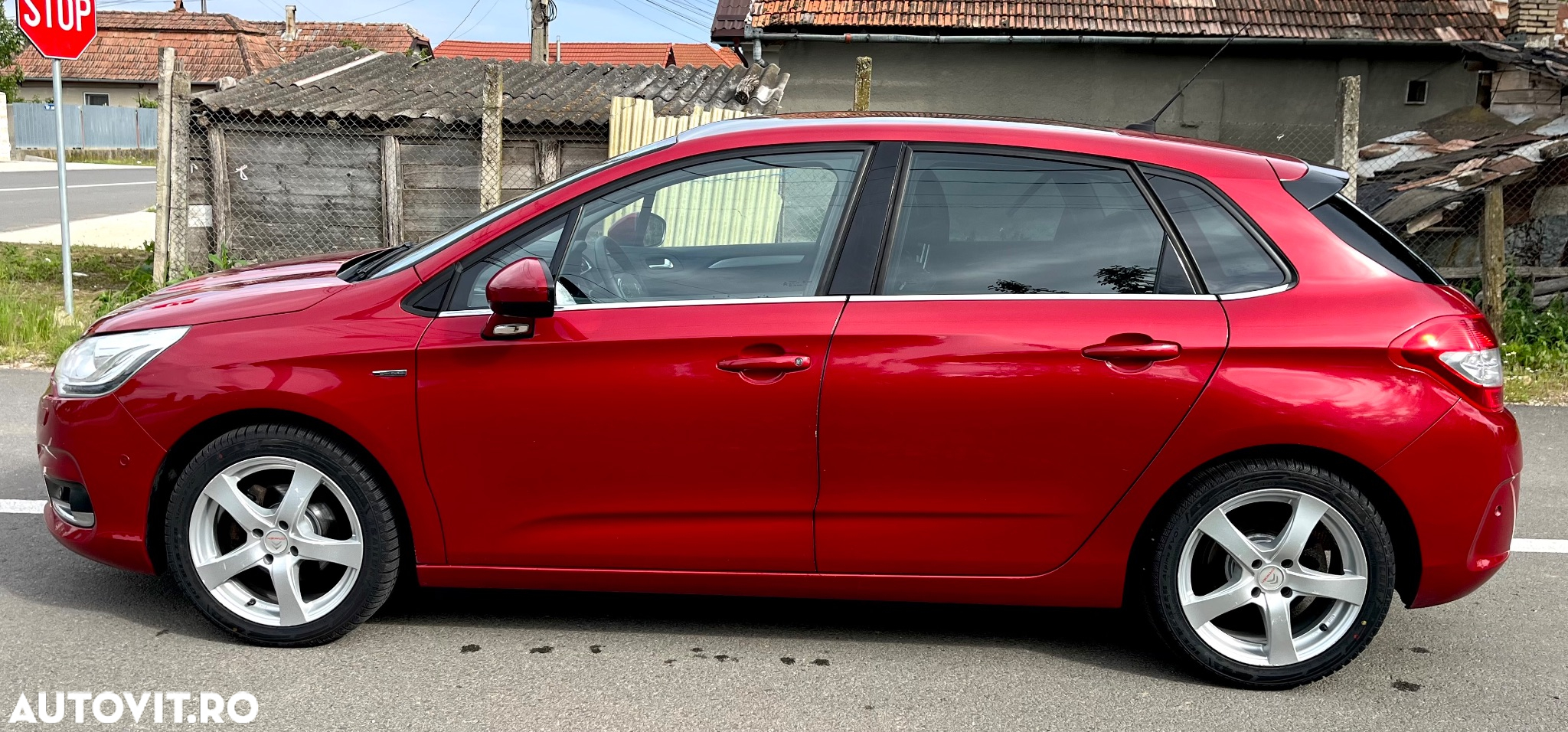 Citroën C4 VTi 120 Exclusive - 4