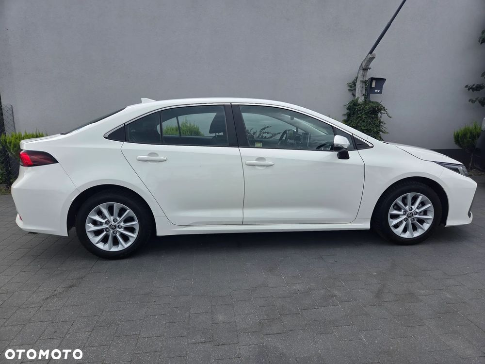 Toyota Corolla - 8