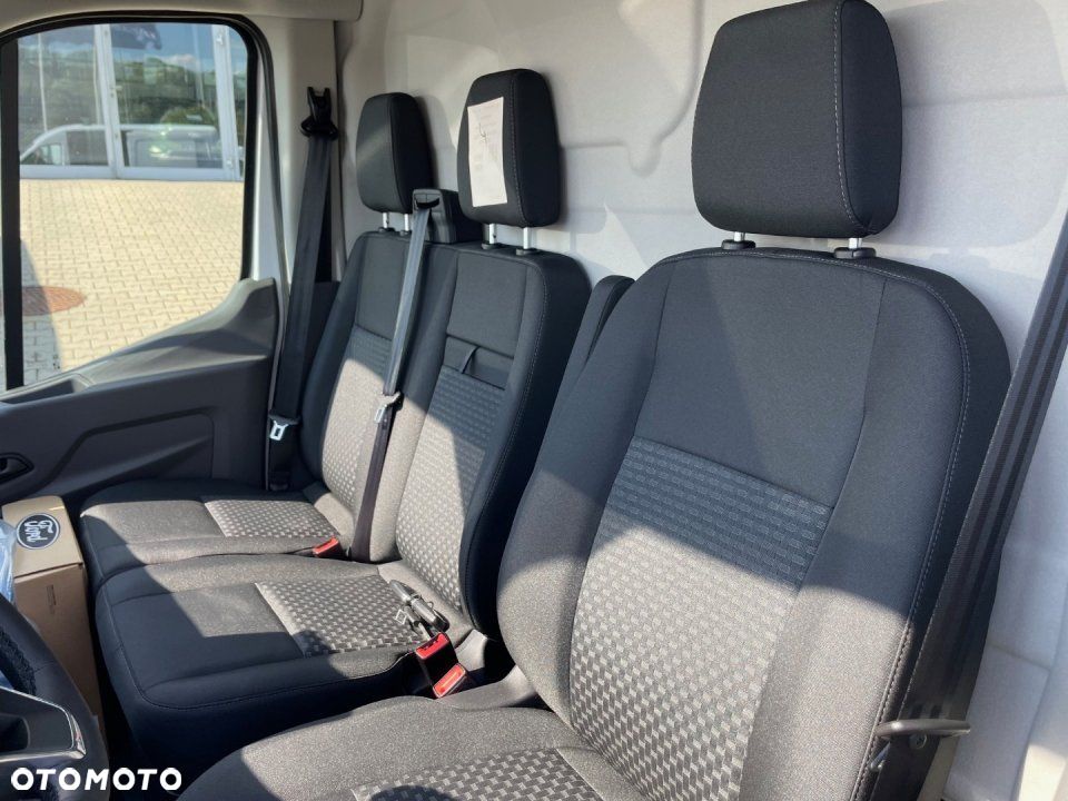 Ford E-Transit - 14