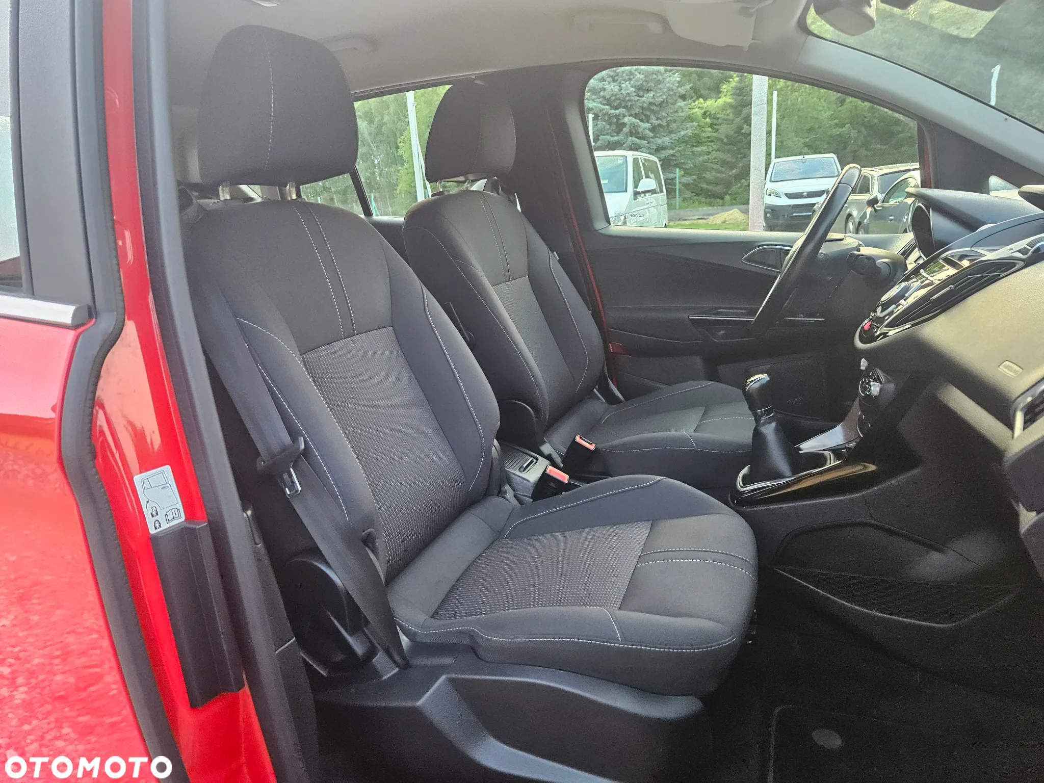 Ford B-MAX 1.5 TDCi Titanium - 22