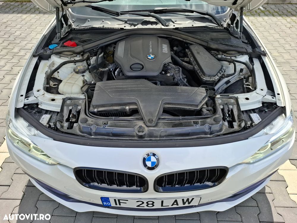 BMW Seria 3 320d Aut. Efficient Dynamics Edition Blue Perf. Sport Line - 9
