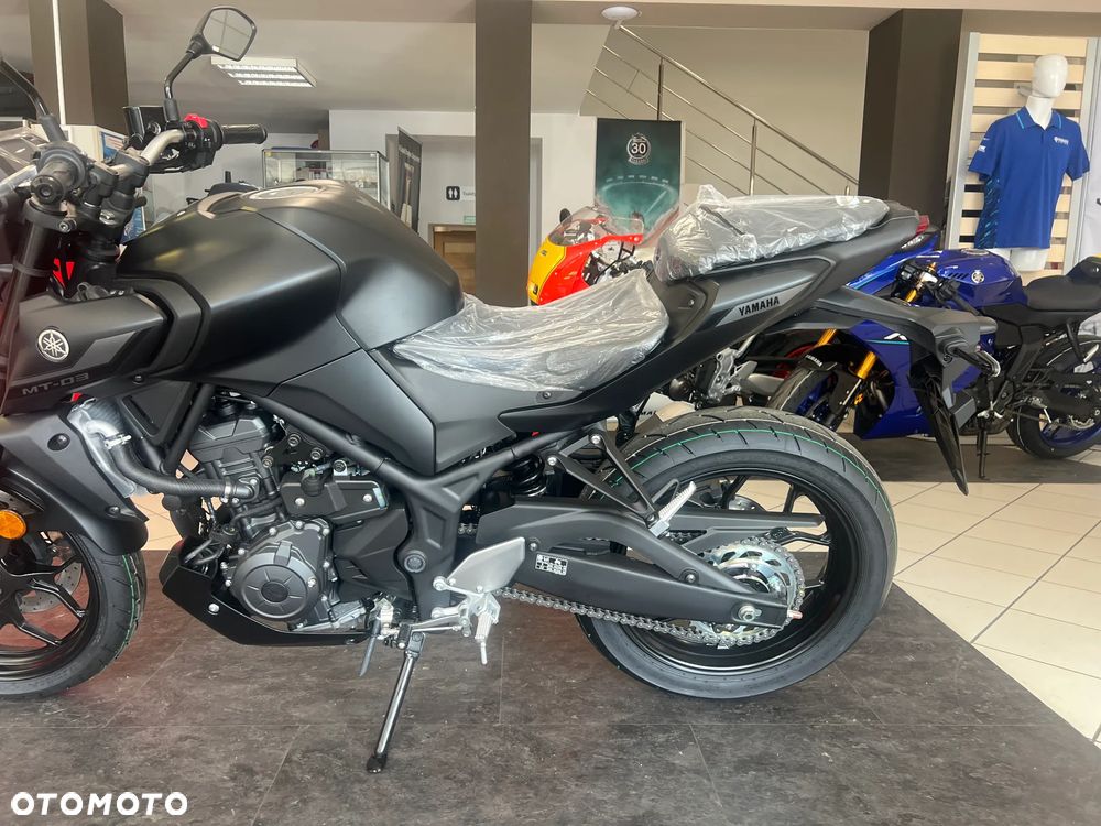Yamaha MT - 7