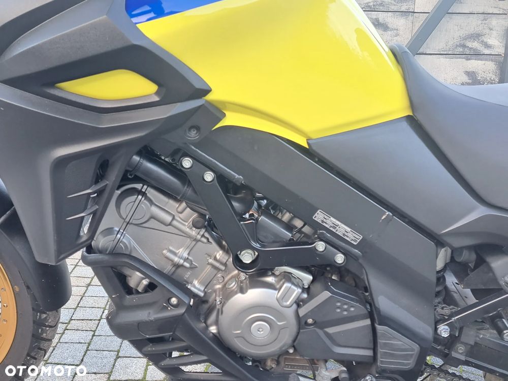 Suzuki V-STROM - 22