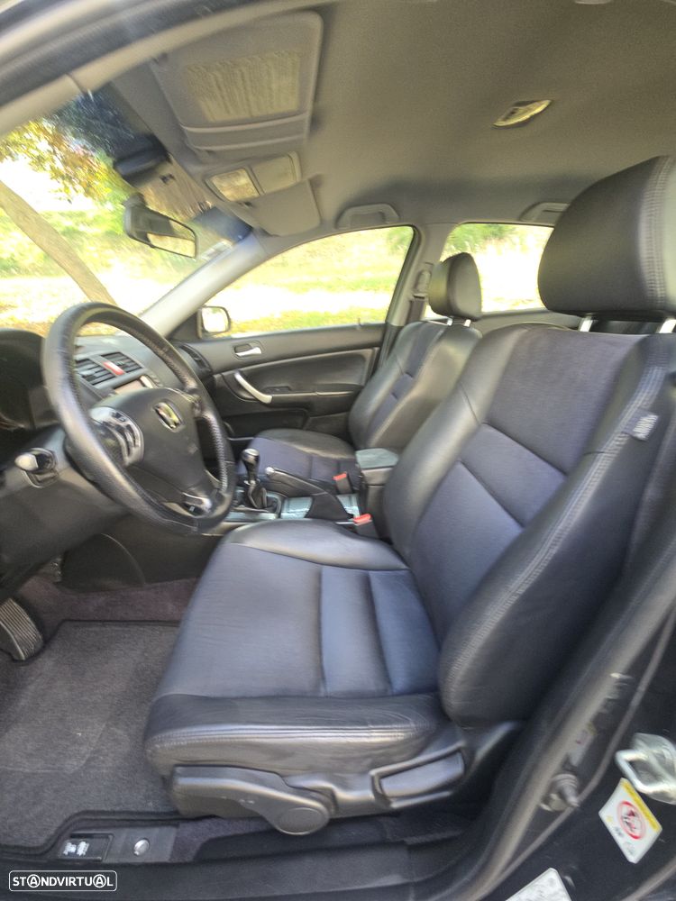 Honda Accord - 16