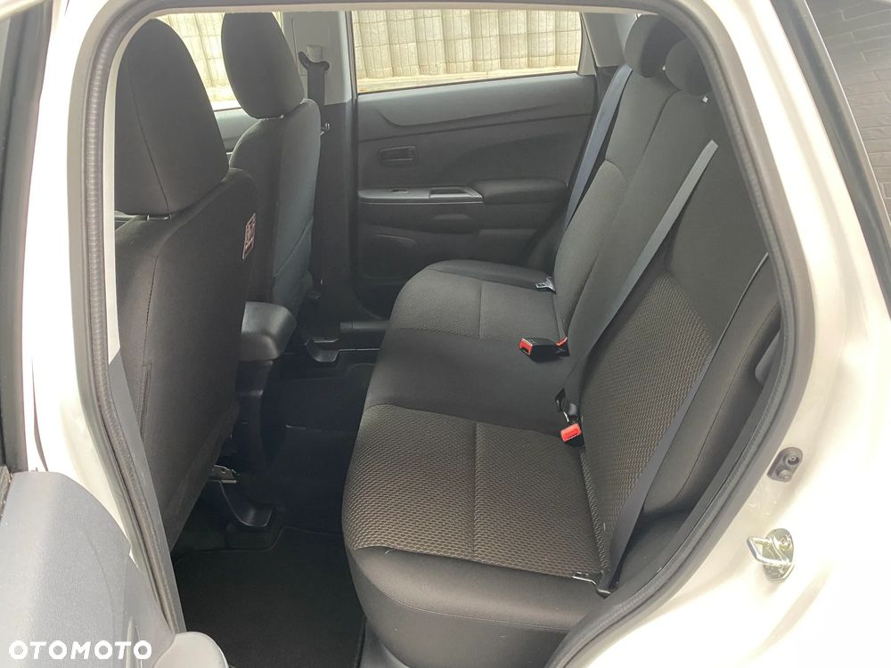Mitsubishi ASX 1.6 Invite - 28