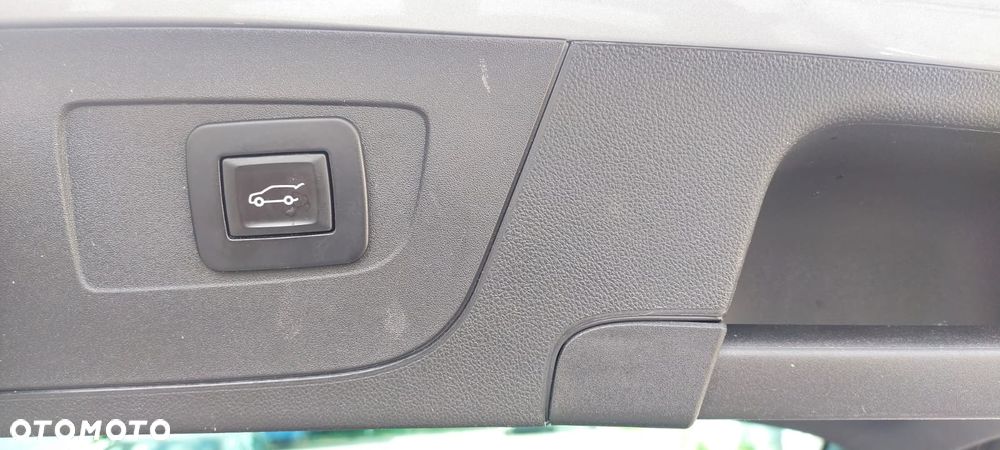 Opel Insignia 2.0 CDTI Business Elegance S&S - 23