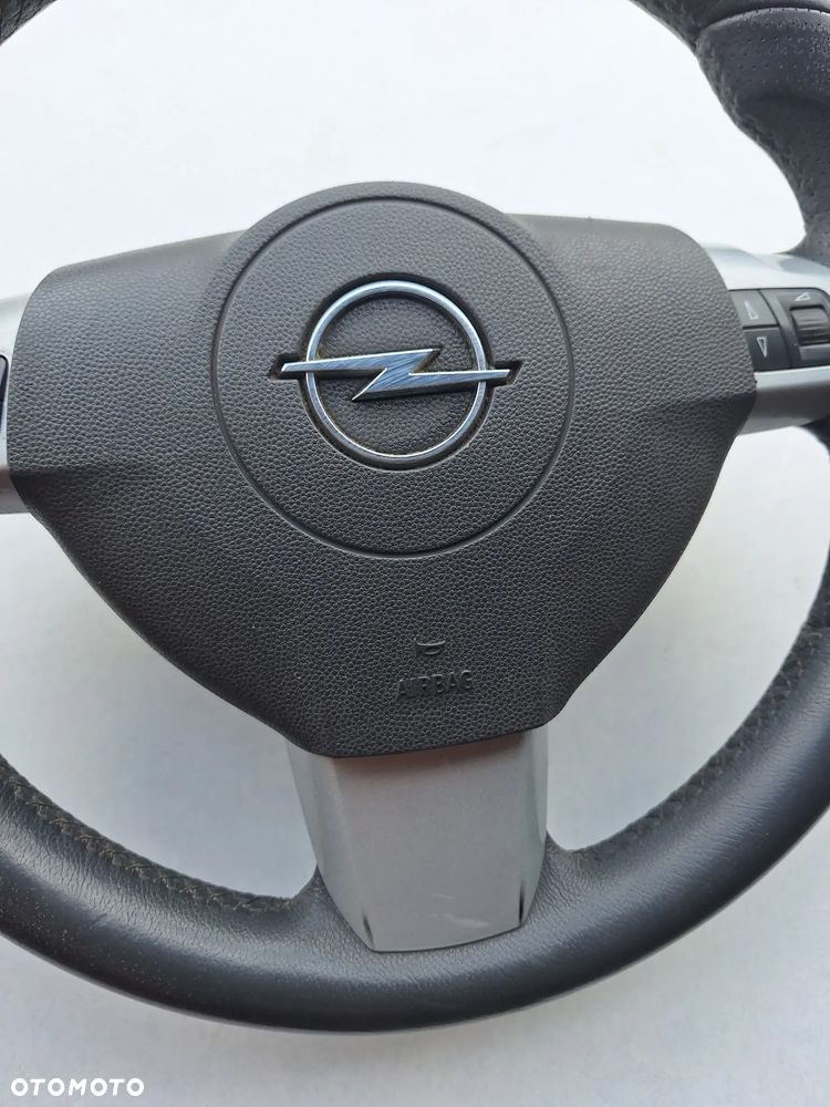 KIEROWNICA MULTIFUNKCJA -OPEL ASTRA H/ III , ZAFIRA B - 2